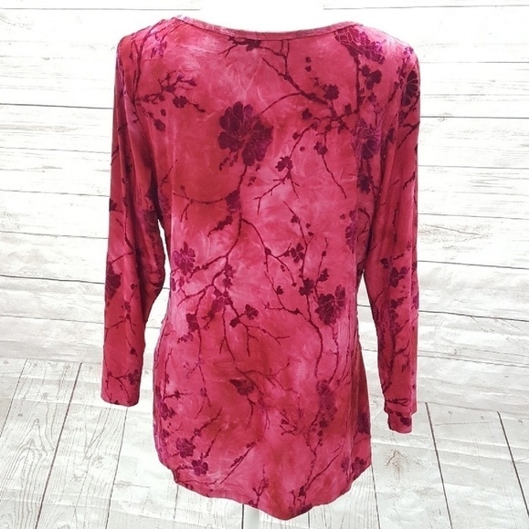 Only Nine Red Tie Dye Floral Womens Top Size XL - Picture 2 of 5